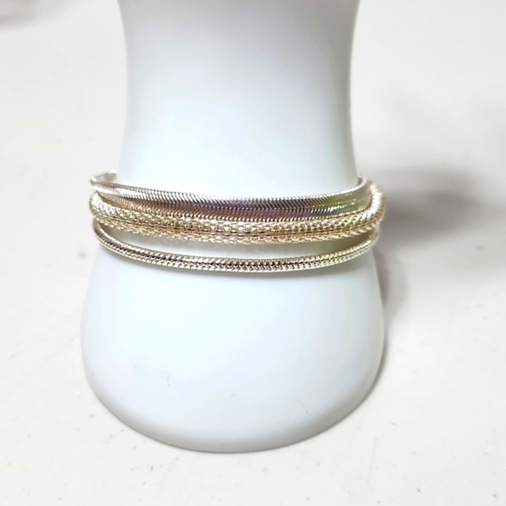 Elegant Silver Bracelet